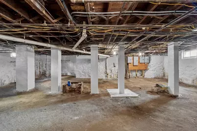 107 Hollingsworth St, Lynn, MA 01902 - Photo 33