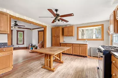 29 Eastern Ave, Beverly, MA 01915 - Photo 13