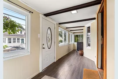 29 Eastern Ave, Beverly, MA 01915 - Photo 3