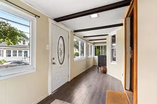 29 Eastern Ave, Beverly, MA 01915 - Photo 3