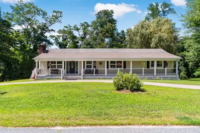 238 Chestnut St, Rehoboth, MA 02769 - Photo 1
