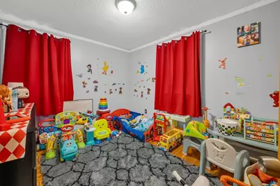 11 Crestshire Drive, Lawrence, MA 01843 - Photo 11