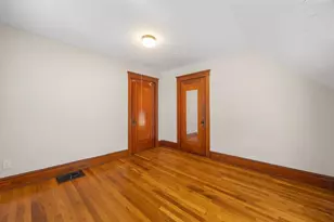 10 Revere St, Malden, MA 02148 - Photo 17