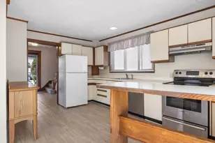 10 Revere St, Malden, MA 02148 - Photo 11