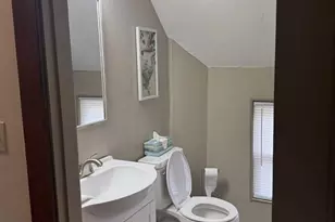 10 Revere St, Malden, MA 02148 - Photo 15