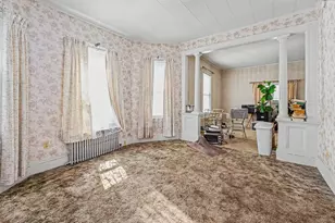 133 Crawford St, Lowell, MA 01854 - Photo 9