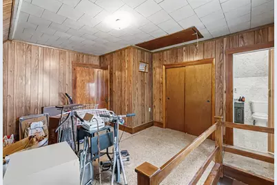 133 Crawford St, Lowell, MA 01854 - Photo 19