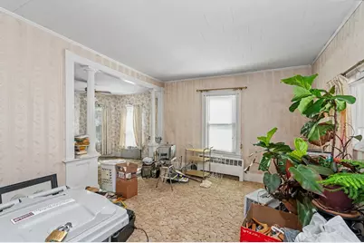 133 Crawford St, Lowell, MA 01854 - Photo 5