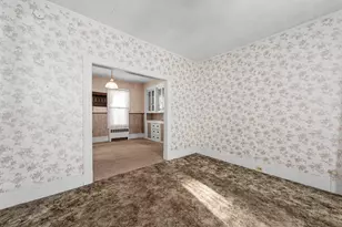 133 Crawford St, Lowell, MA 01854 - Photo 7