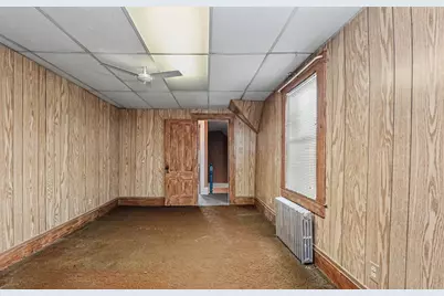 133 Crawford St, Lowell, MA 01854 - Photo 23