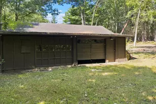 636 Highland St, Holliston, MA 01746 - Photo 35