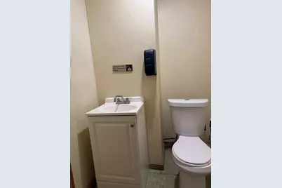 109 George St, Fall River, MA 02720 - Photo 9