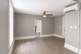 1049 Pleasant St, New Bedford, MA 02740 - Photo 19