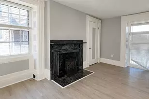 1049 Pleasant St, New Bedford, MA 02740 - Photo 9