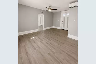 1049 Pleasant St #2, New Bedford, MA 02740 - Photo 11