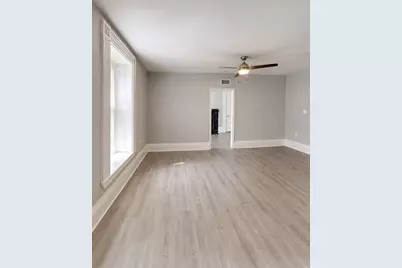 1049 Pleasant St #2, New Bedford, MA 02740 - Photo 17