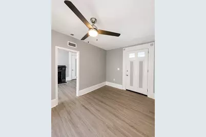 1049 Pleasant St #2, New Bedford, MA 02740 - Photo 21