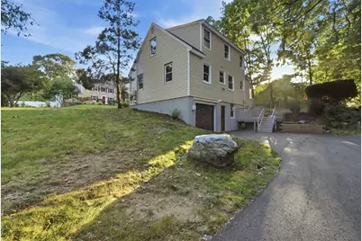 28 Mulberry Ln, Ashland, MA 01721 - Photo 5