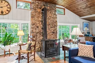 360 Wood St, Hopkinton, MA 01748 - Photo 7