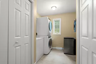 75 Hillcrest Cir, Westfield, MA 01085 - Photo 21