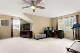 75 Hillcrest Cir, Westfield, MA 01085 - Photo 35