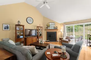 75 Hillcrest Cir, Westfield, MA 01085 - Photo 7