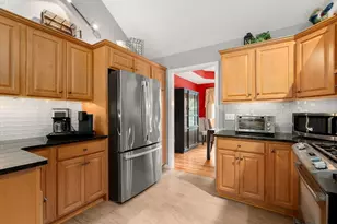 75 Hillcrest Cir, Westfield, MA 01085 - Photo 11