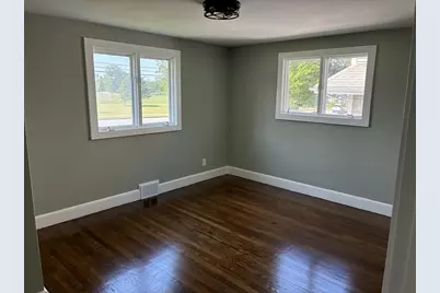 2002 Washington, Braintree, MA 02184 - Photo 9