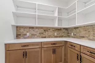 865 Johnson St, North Andover, MA 01845 - Photo 9