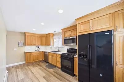 261 Ames St, Fall River, MA 02721 - Photo 7