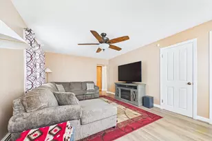 261 Ames St, Fall River, MA 02721 - Photo 13