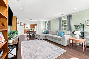 68 Hilltop Rd, Dracut, MA 01826 - Photo 5