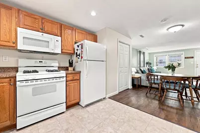 68 Hilltop Road, Dracut, MA 01826 - Photo 15