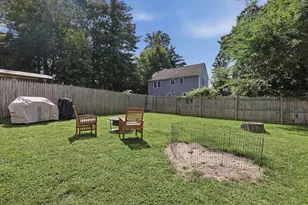 68 Hilltop Rd, Dracut, MA 01826 - Photo 27