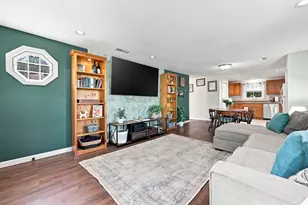 68 Hilltop Rd, Dracut, MA 01826 - Photo 7