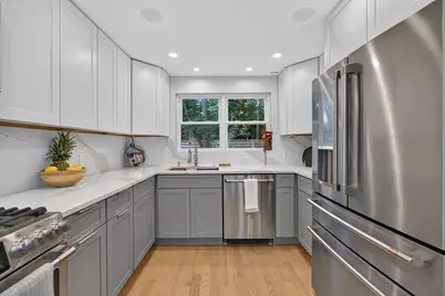 97 Winslow Ave #97, Somerville, MA 02144 - Photo 9