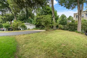 179 Woodcliff Rd, Newton, MA 02461 - Photo 33