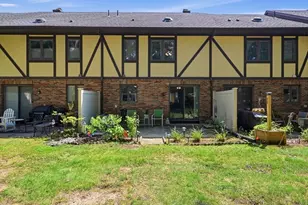 18 Mansion Woods Dr, Agawam, MA 01001 - Photo 27