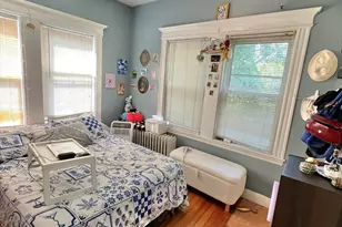 227 Winchester St, Brookline, MA 02446 - Photo 17