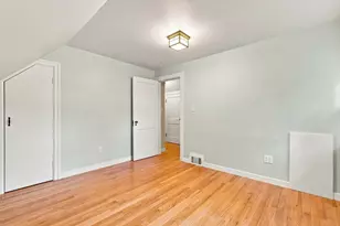 6 Smith St, Amherst, MA 01002 - Photo 21