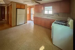 48 Home St, Peabody, MA 01960 - Photo 9