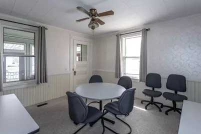 56 Court St, Westfield, MA 01085 - Photo 9