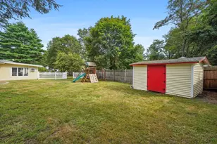4 Nadine Rd, Framingham, MA 01701 - Photo 33