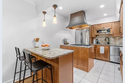 30 Halifax Ct #G, Springfield, MA 01108 - Photo 5