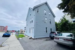 17 Winthrop St, Worcester, MA 01604 - Photo 41