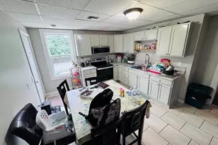 17 Winthrop St, Worcester, MA 01604 - Photo 23