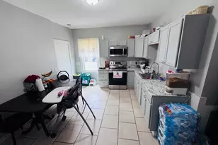 17 Winthrop St, Worcester, MA 01604 - Photo 7