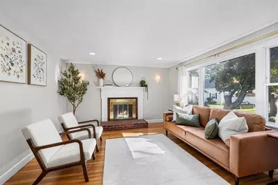 7 Puritan Rd, Danvers, MA 01923 - Photo 3