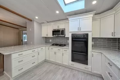 18 Birch St, Rockland, MA 02370 - Photo 7
