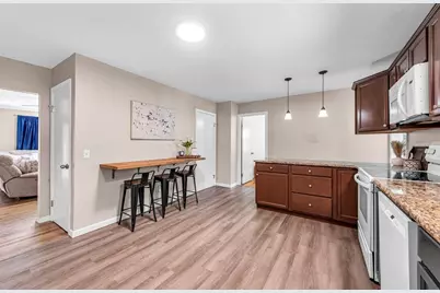 114 Fenway Dr, Springfield, MA 01119 - Photo 11
